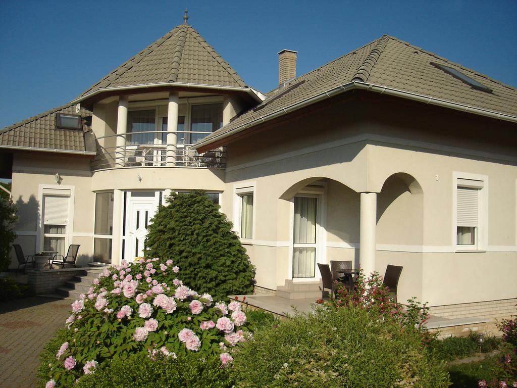 Fortuna Apartman Buk Exterior photo