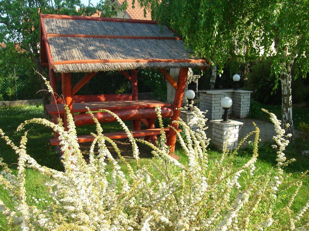 Fortuna Apartman Buk Exterior photo